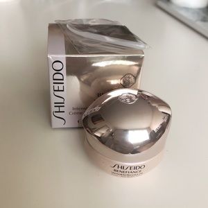 WrinkleResist24 Intensive Eye Contour Cream